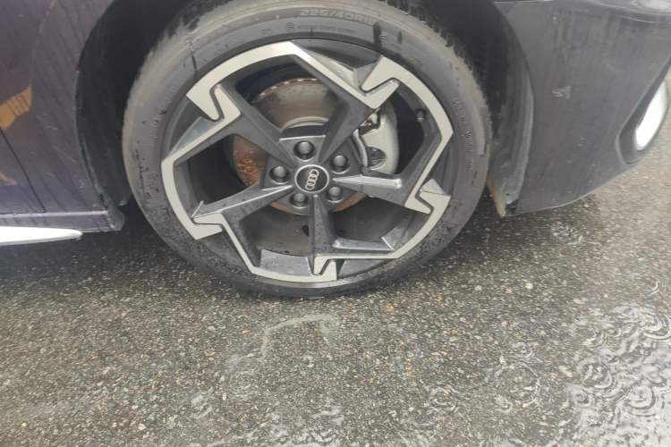 Used Audi A3 2025 A3L Limousine 35TFSI Prestige Edition Right Front Wheel Hub