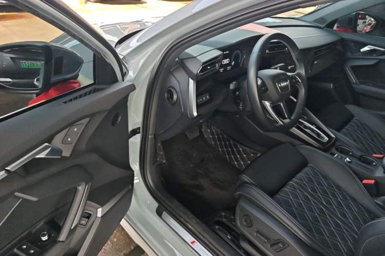 Used Audi A3 2025 A3L Limousine 35TFSI Prestige Edition Driver Seat
