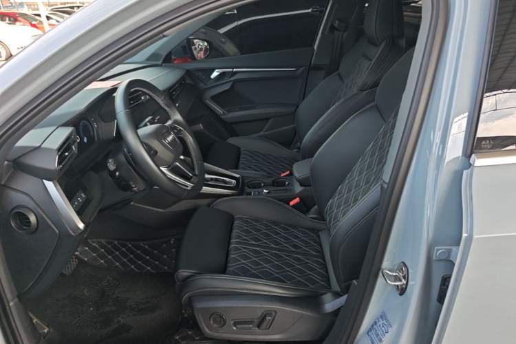 Used Audi A3 2025 A3L Limousine 35TFSI Prestige Edition Left Front Seat