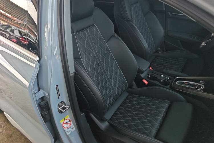 Used Audi A3 2025 A3L Limousine 35TFSI Prestige Edition Right Front Seat