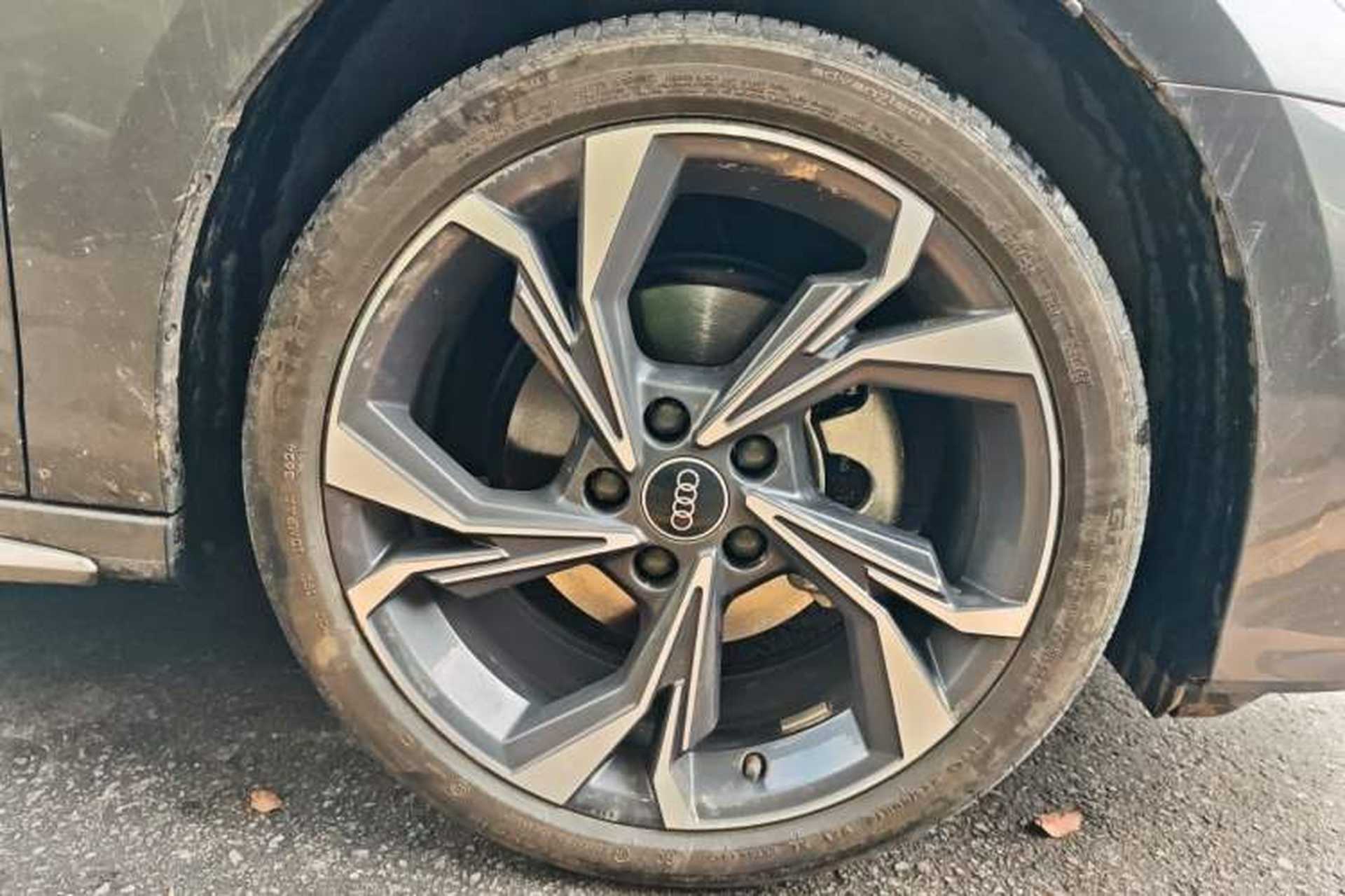Used Audi A3 2025 Sportback 35TFSI Prestige Edition Right Front Wheel Hub