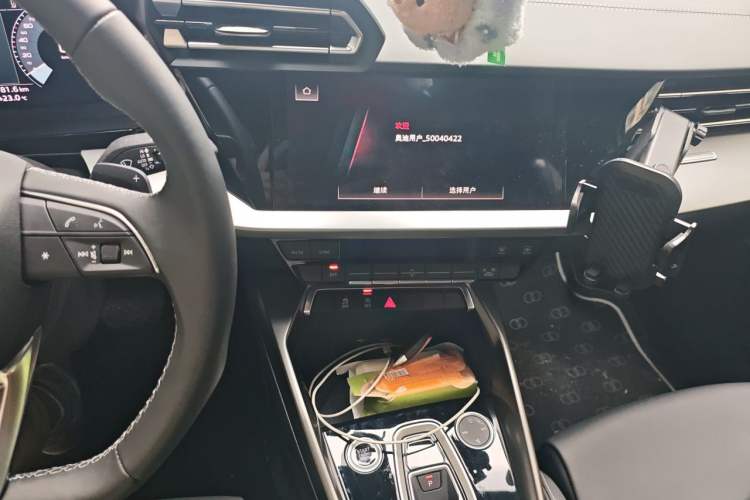 Used Audi A3 2025 Sportback 35TFSI Prestige Edition Audio And AC Panel