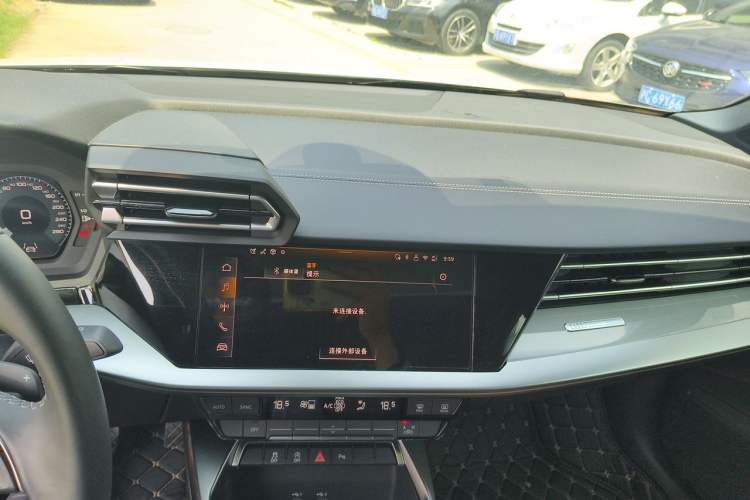Used Audi A3 2025 A3L Limousine 35TFSI Prestige Edition Audio And AC Panel