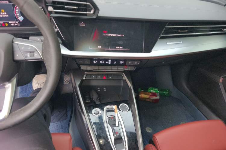 Used Audi A3 2025 Sportback 35TFSI Prestige Edition Audio And AC Panel