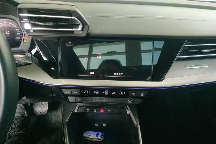 Used Audi A3 2025 Sportback 35TFSI Prestige Edition Audio And AC Panel