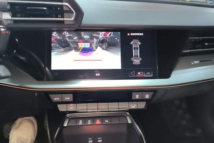 Used Audi A3 2025 A3L Limousine 35TFSI Prestige Edition Audio And AC Panel