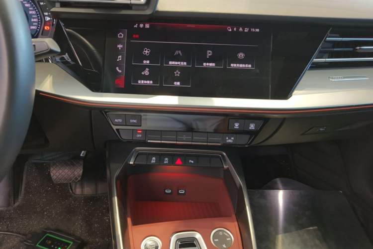 Used Audi A3 2025 A3L Limousine 35TFSI Prestige Edition Audio And AC Panel