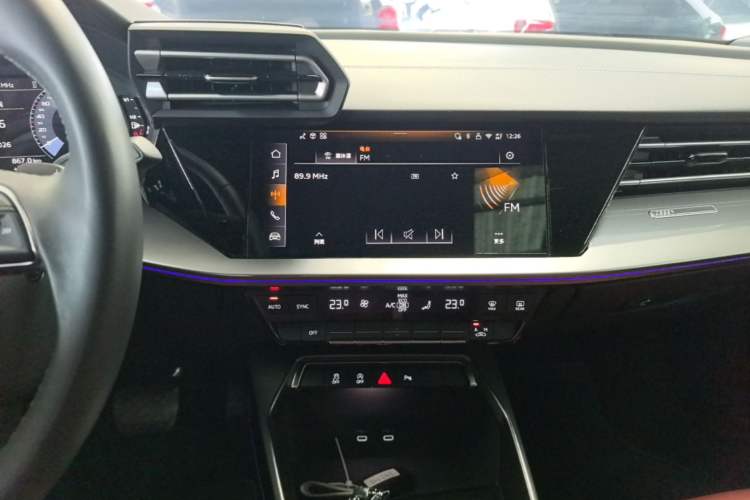 Used Audi A3 2025 A3L Limousine 35TFSI Prestige Edition Audio And AC Panel