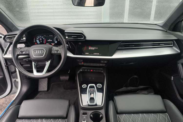 Used Audi A3 2025 Sportback 35TFSI Prestige Edition Center Console