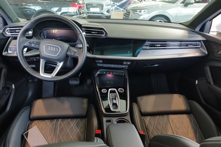 Used Audi A3 2025 Sportback 35TFSI Prestige Edition Center Console