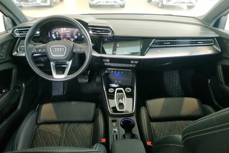 Used Audi A3 2025 Sportback 35TFSI Prestige Edition Center Console