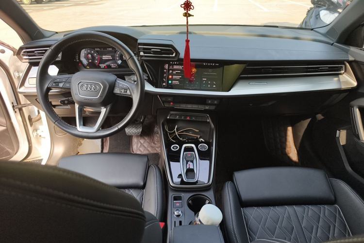 Used Audi A3 2025 Sportback 35TFSI Prestige Edition Center Console