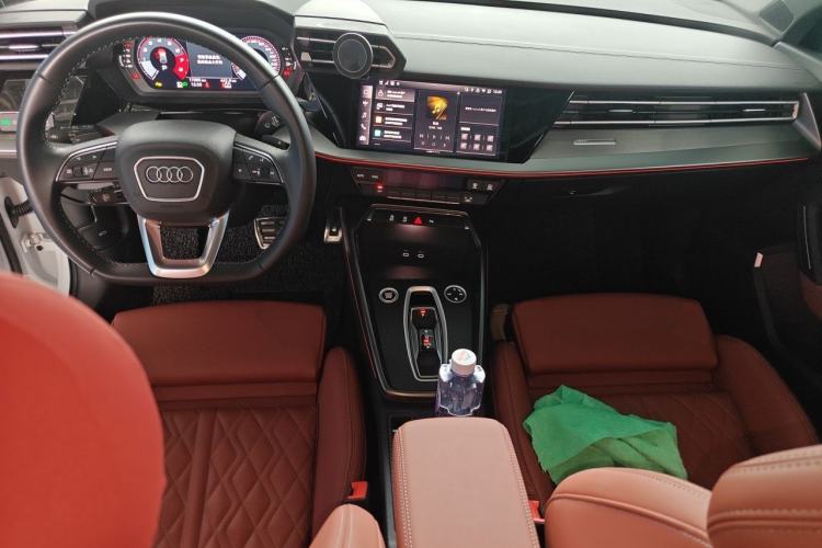Used Audi A3 2025 Sportback 35TFSI Prestige Edition Center Console