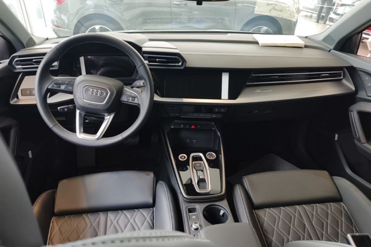 Used Audi A3 2025 Sportback 35TFSI Prestige Edition Center Console