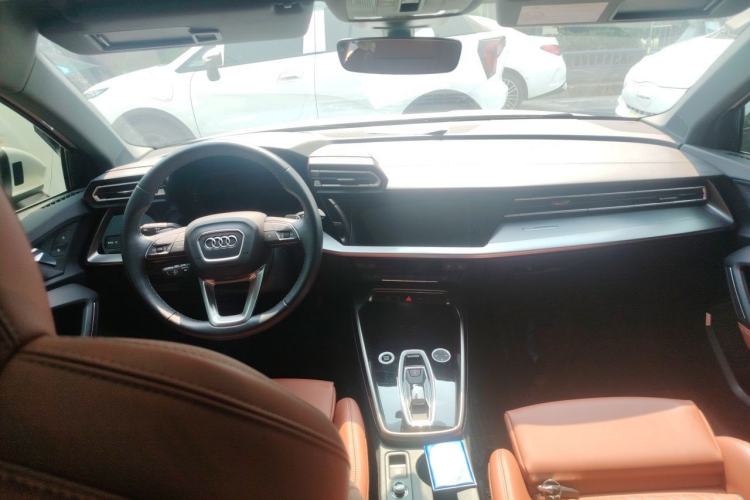 Used Audi A3 2025 A3L Limousine 35TFSI Prestige Edition Center Console