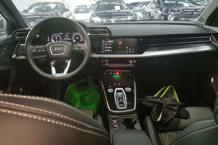 Used Audi A3 2025 A3L Limousine 35TFSI Prestige Edition Center Console