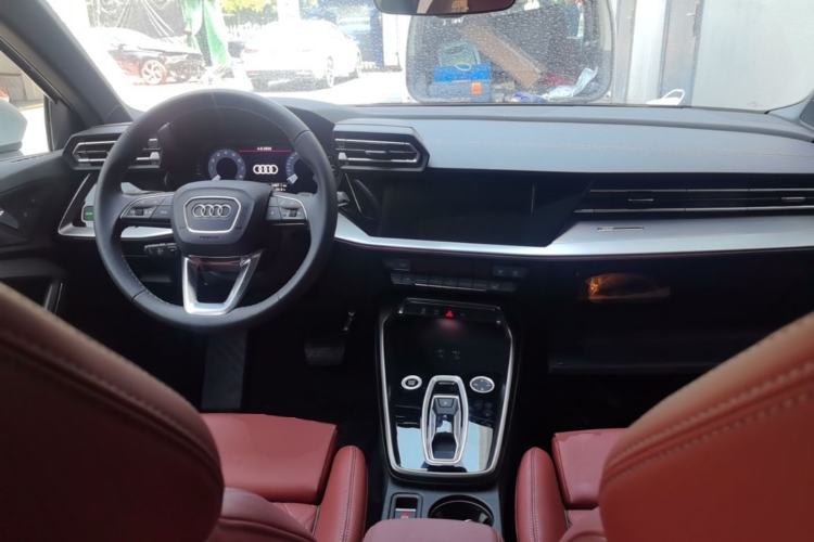 Used Audi A3 2025 Sportback 35TFSI Prestige Edition Center Console