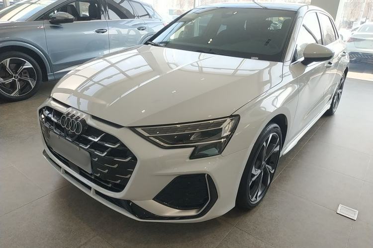 Used Audi A3 2025 Sportback 35TFSI Prestige Edition Guazi used car, China used car export, Used car for sale, Used  cars, Cheapest cars for sale