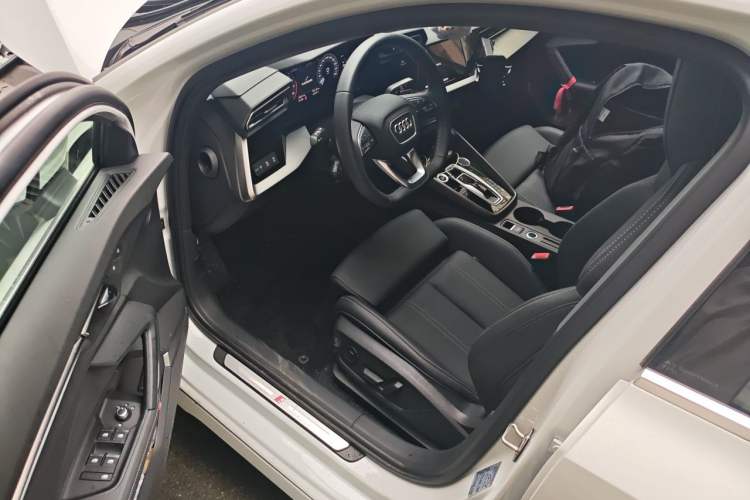 Used Audi A3 2025 Sportback 35TFSI Prestige Edition Driver Seat