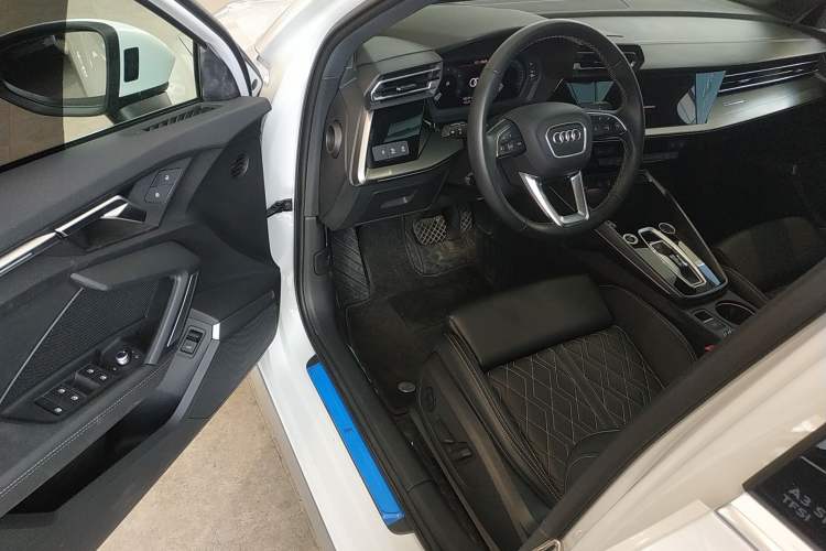 Used Audi A3 2025 Sportback 35TFSI Prestige Edition Driver Seat