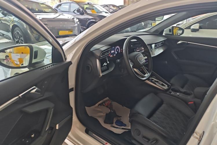 Used Audi A3 2025 Sportback 35TFSI Prestige Edition Driver Seat