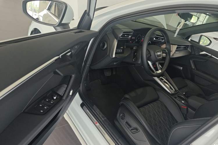 Used Audi A3 2025 A3L Limousine 35TFSI Prestige Edition Driver Seat