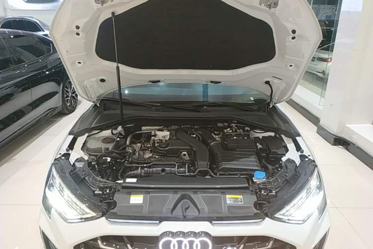 Used Audi A3 2025 A3L Limousine 35TFSI Prestige Edition Engine Bay