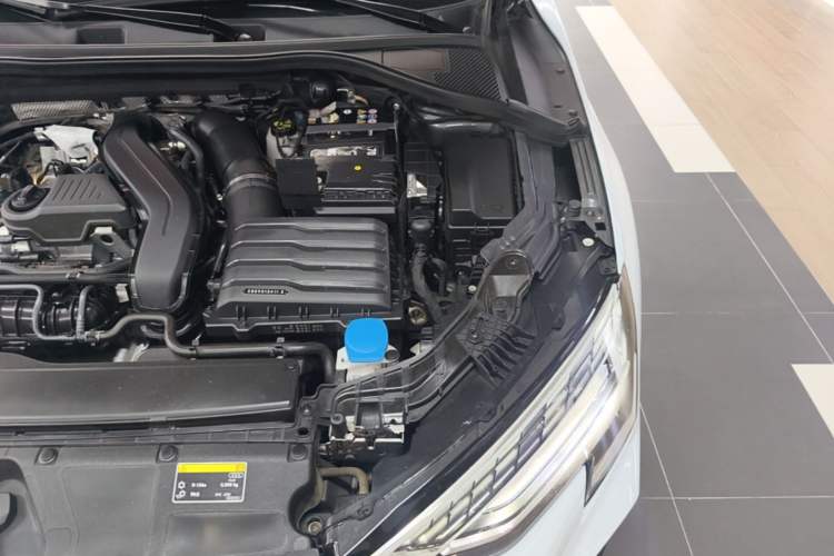Used Audi A3 2025 Sportback 35TFSI Prestige Edition Engine Bay Left