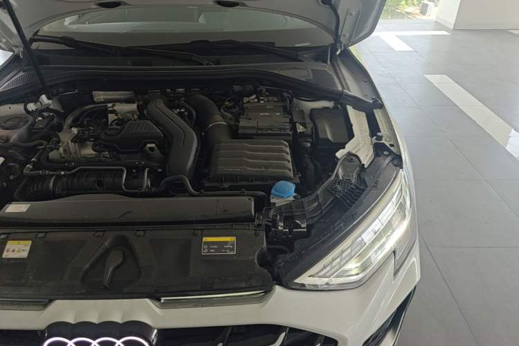 Used Audi A3 2025 A3L Limousine 35TFSI Prestige Edition Engine Bay Left