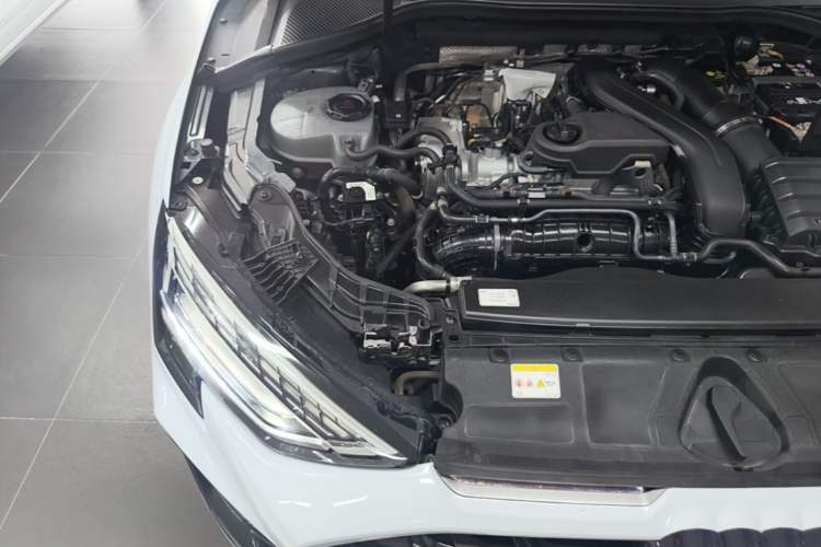 Used Audi A3 2025 Sportback 35TFSI Prestige Edition Engine Bay Right