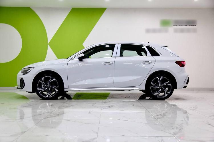 Used Audi A3 2025 Sportback 35TFSI Prestige Edition Exterior 2