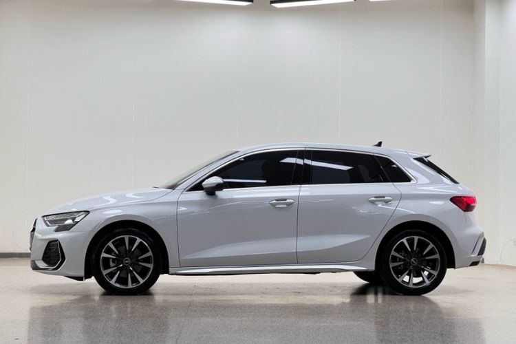 Used Audi A3 2025 Sportback 35TFSI Prestige Edition Exterior 3