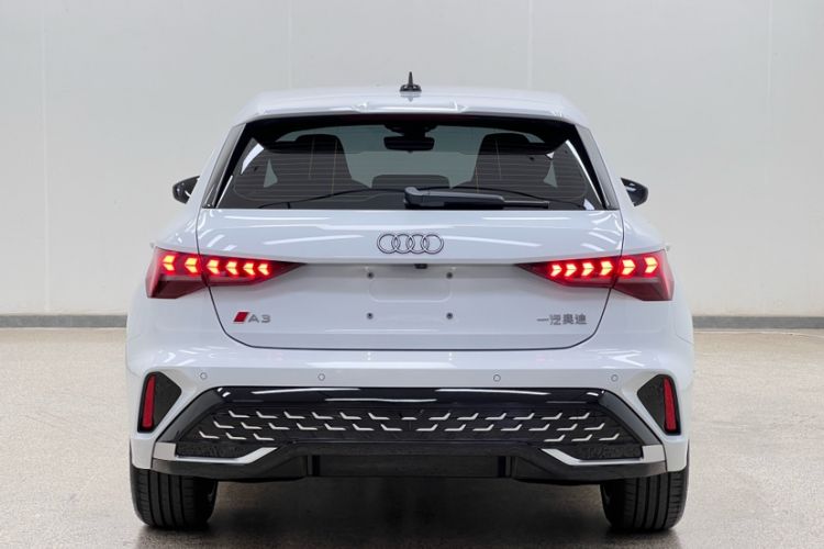 Used Audi A3 2025 Sportback 35TFSI Prestige Edition Exterior 5