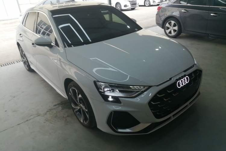 Used Audi A3 2025 Sportback 35TFSI Prestige Edition Front Right 45 Deg