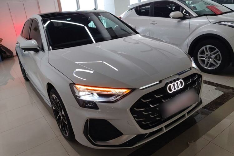 Used Audi A3 2025 A3L Limousine 35TFSI Prestige Edition Front Right 45 Deg