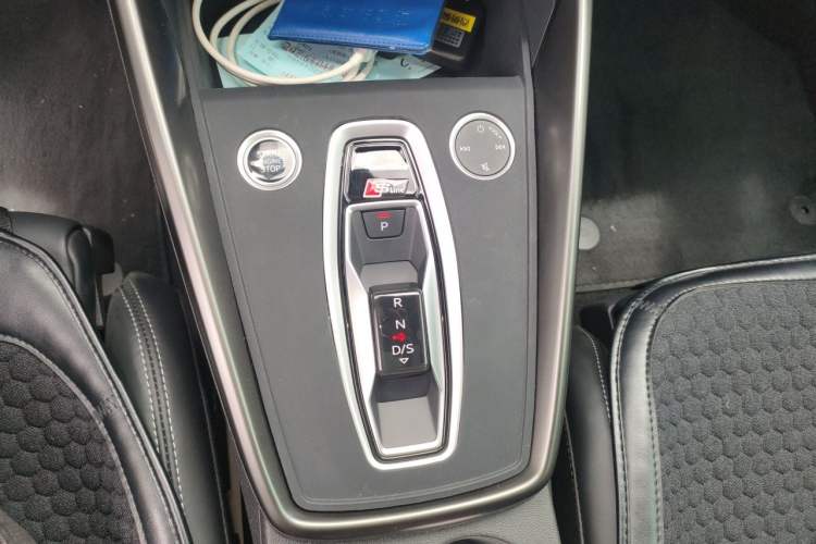 Used Audi A3 2025 A3L Limousine 35TFSI Prestige Edition Gear Lever