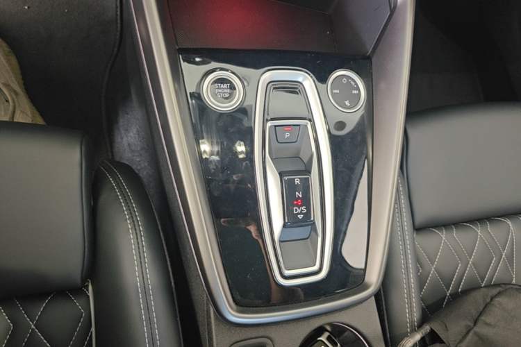 Used Audi A3 2025 A3L Limousine 35TFSI Prestige Edition Gear Lever