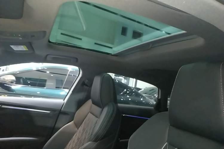 Used Audi A3 2025 A3L Limousine 35TFSI Prestige Edition Headliner
