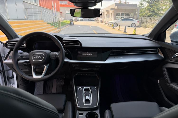 Used Audi A3 2025 A3L Limousine 35TFSI Prestige Edition Interior 1