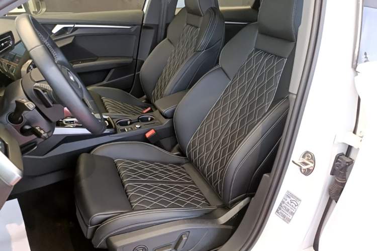 Used Audi A3 2025 Sportback 35TFSI Prestige Edition Left Front Seat
