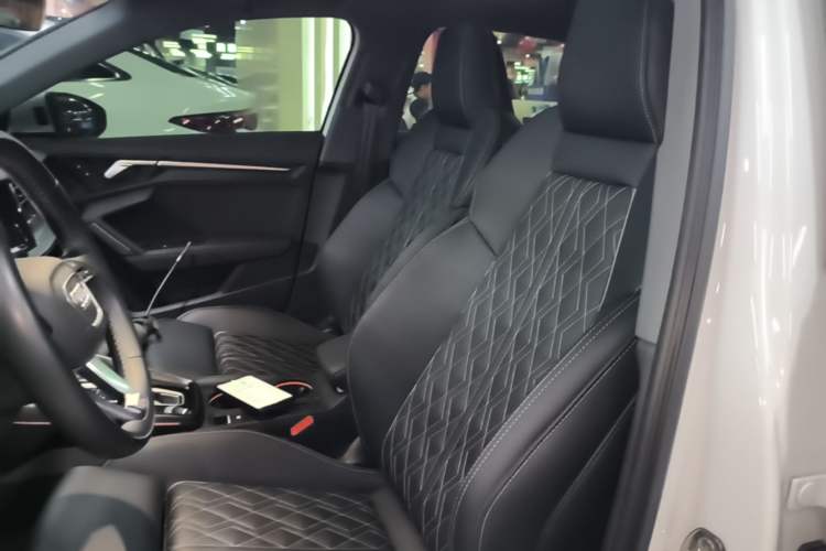 Used Audi A3 2025 A3L Limousine 35TFSI Prestige Edition Left Front Seat
