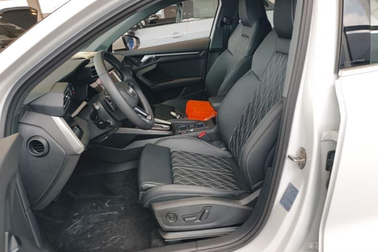 Used Audi A3 2025 Sportback 35TFSI Prestige Edition Left Front Seat