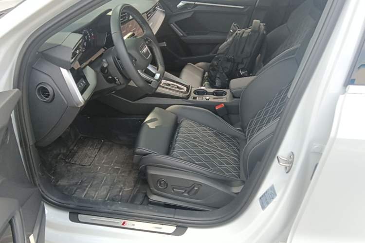 Used Audi A3 2025 A3L Limousine 35TFSI Prestige Edition Left Front Seat