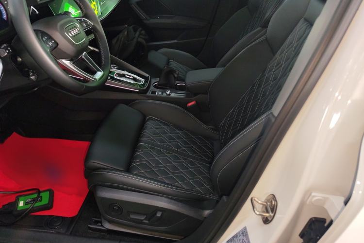 Used Audi A3 2025 A3L Limousine 35TFSI Prestige Edition Left Front Seat