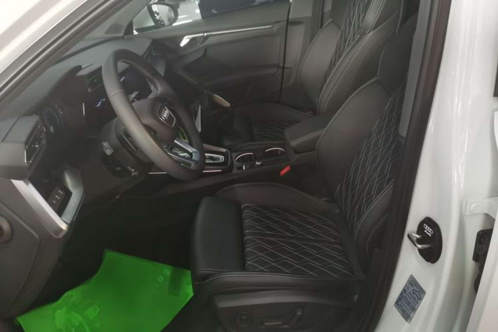Used Audi A3 2025 A3L Limousine 35TFSI Prestige Edition Left Front Seat