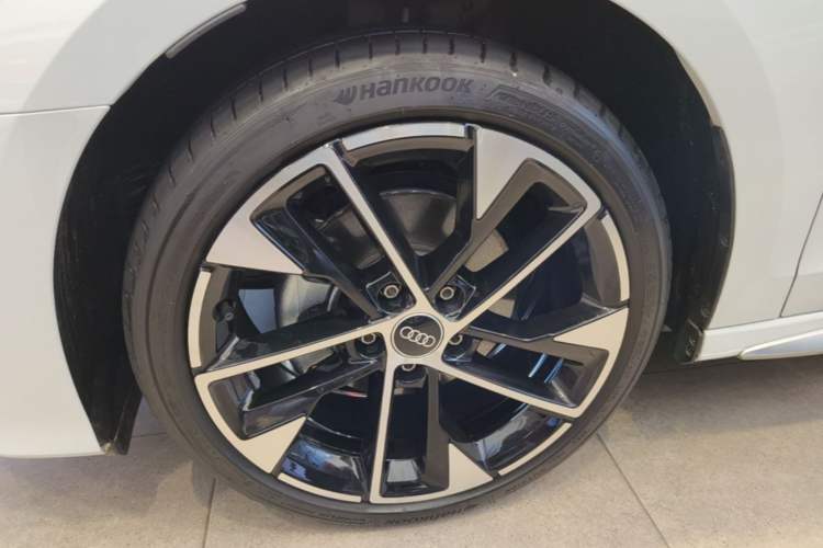 Used Audi A3 2025 A3L Limousine 35TFSI Prestige Edition Left Front Wheel Hub