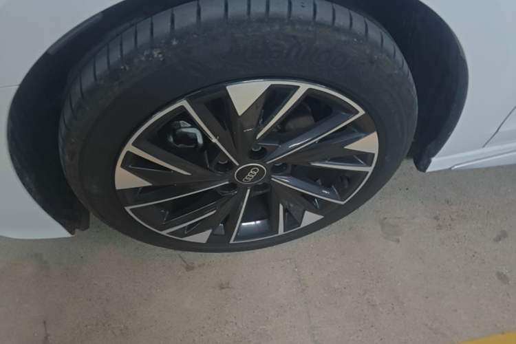 Used Audi A3 2025 A3L Limousine 35TFSI Prestige Edition Left Front Wheel Hub
