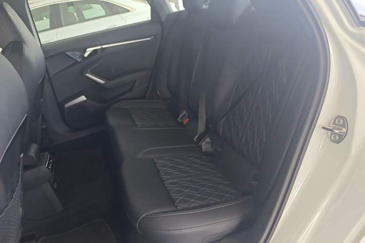 Used Audi A3 2025 A3L Limousine 35TFSI Prestige Edition Left Rear Seat