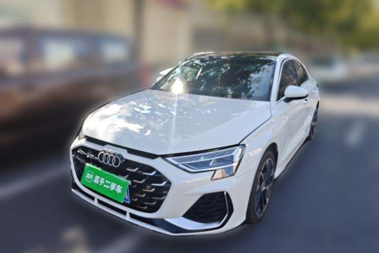 Audi A3 2025 A3L Limousine 35TFSI Prestige Edition - Flying Prestige