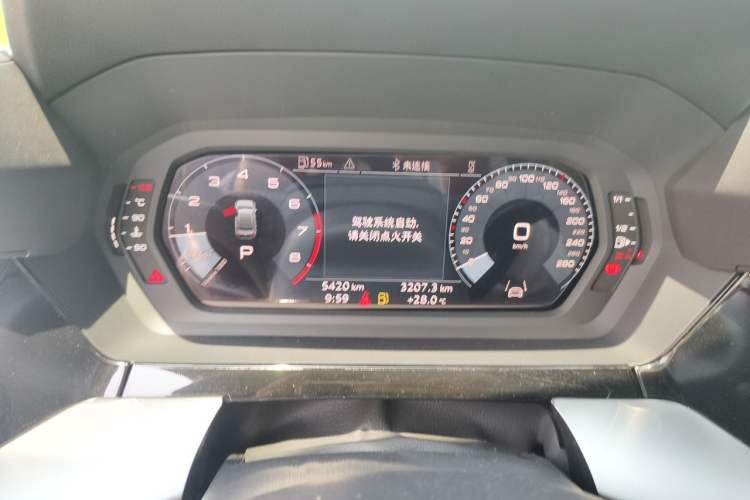 Used Audi A3 2025 A3L Limousine 35TFSI Prestige Edition Odometer Close Up